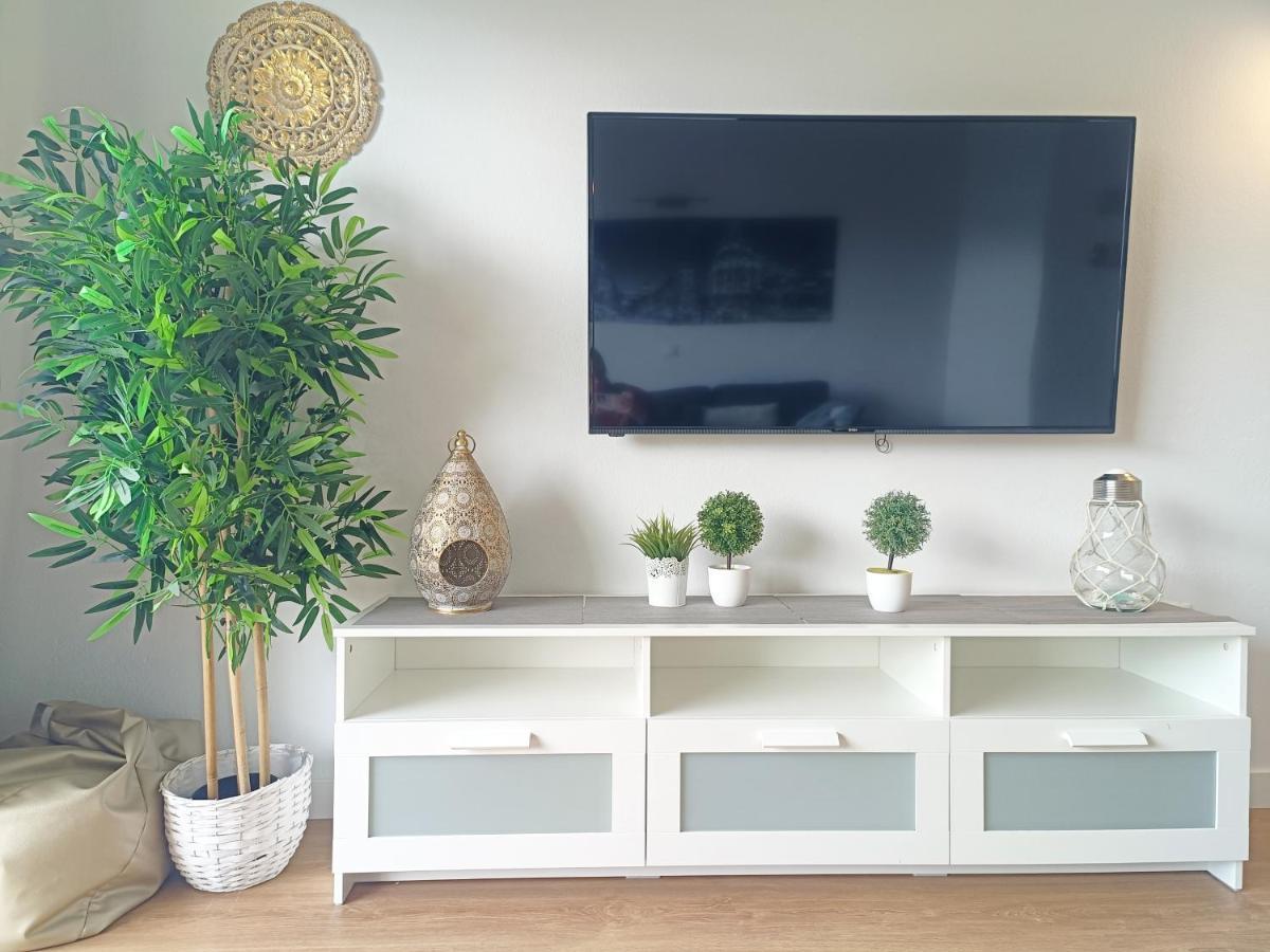 Vive Benal Beach Apartamento 127 Con Parque Acuatico Benalmádena Kültér fotó